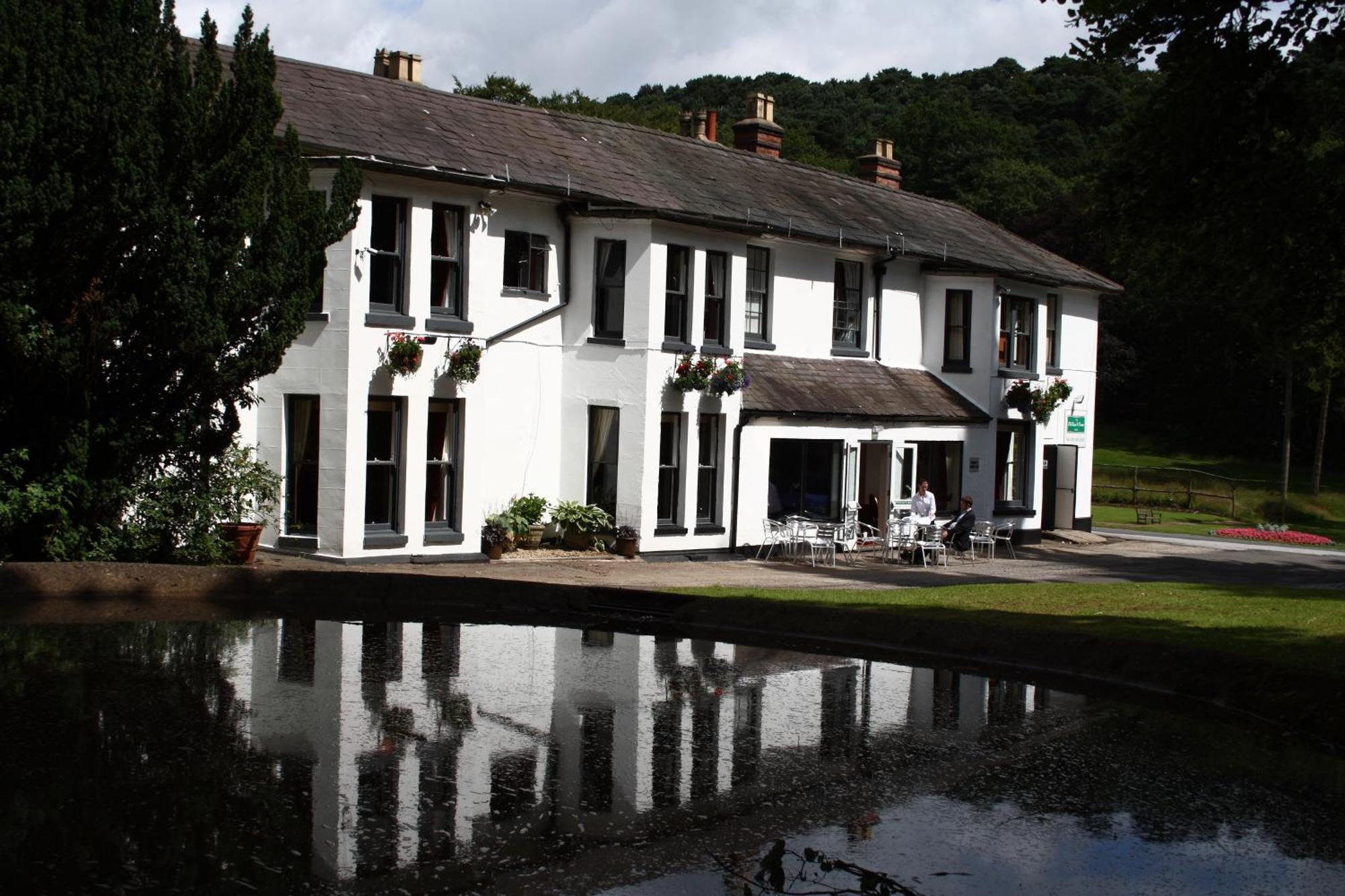 Old Rose And Crown Hotel Birmingham Rubery Exterior photo